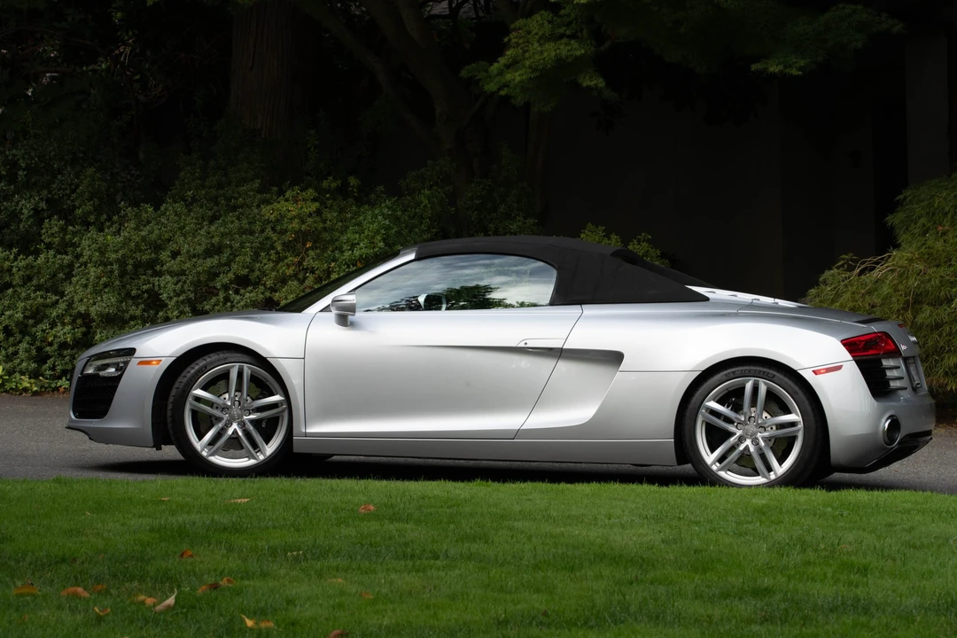 2014 Audi 42 R8 - Image 14 of 31