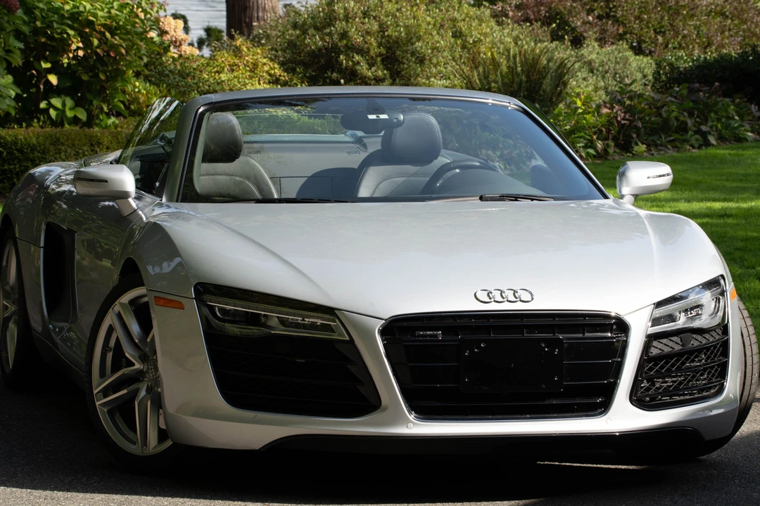 2014 Audi 42 R8 - Image 2 of 31