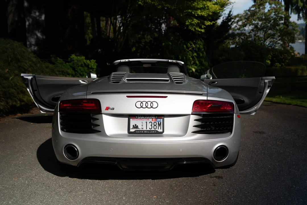 2014 Audi 42 R8 - Image 16 of 31