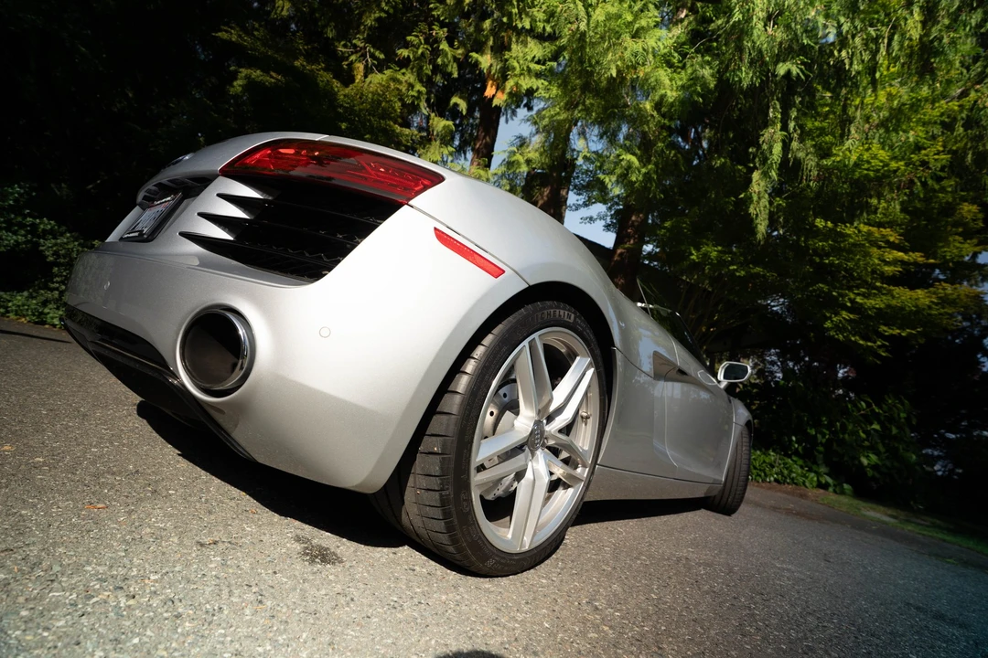 2014 Audi 42 R8 - Image 8 of 31