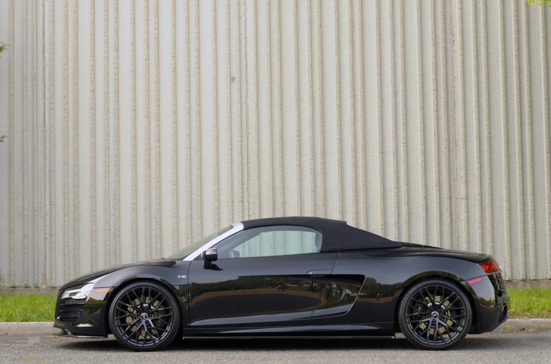 2014 Audi 42 R8 - Image 27 of 31