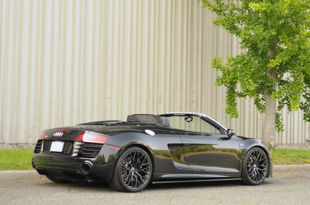 2014 Audi 42 R8 - Image 9 of 31
