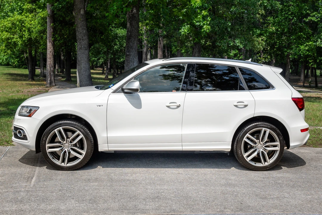 2014 Audi 8R SQ5 - Image 2 of 31