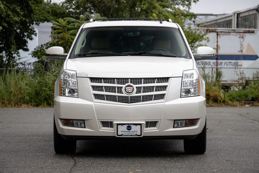 2014 Cadillac Escalade & EXT 3rd Gen - Image 22 of 31