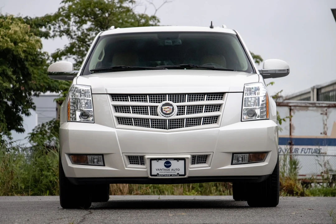 2014 Cadillac Escalade & EXT 3rd Gen - Image 23 of 31