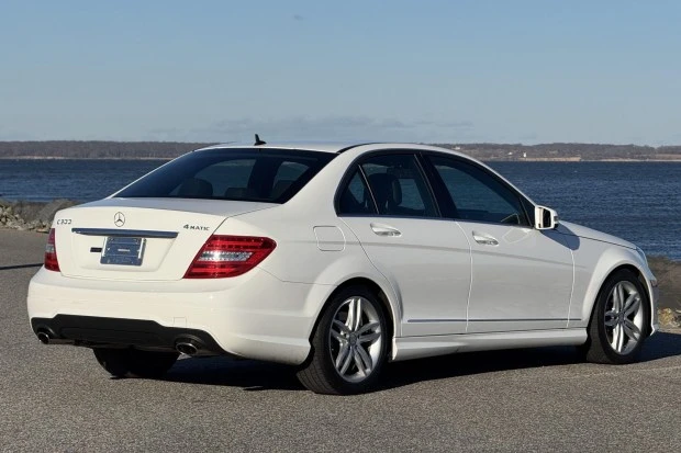 2014 Mercedes-Benz W204 C-Class - Image 2 of 8