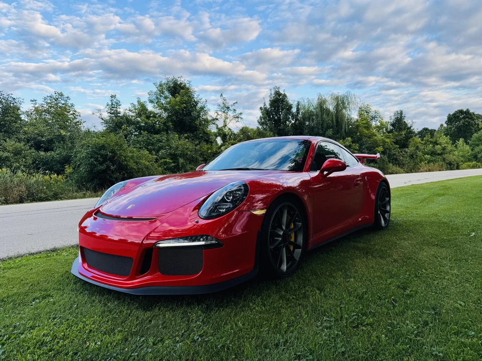 2014 Porsche 991 GT3 - Image 27 of 31