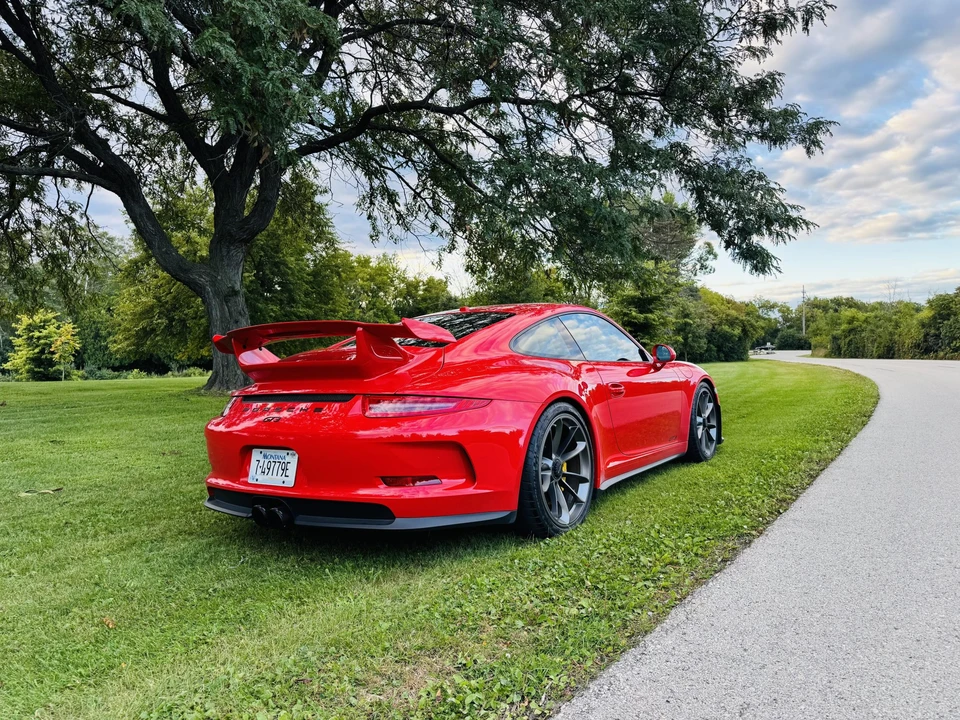 2014 Porsche 991 GT3 - Image 29 of 31