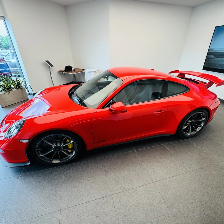 2014 Porsche 991 GT3 - Image 13 of 31