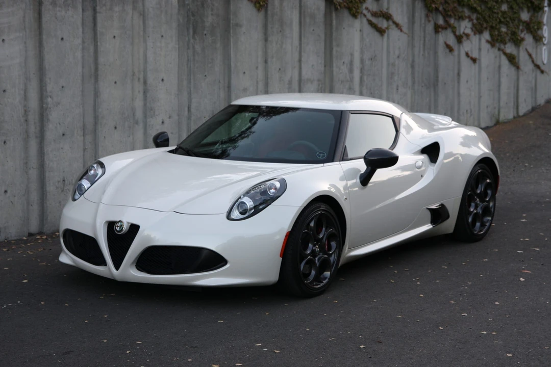 2015 Alfa Romeo 4C Coupe - Image 4 of 31