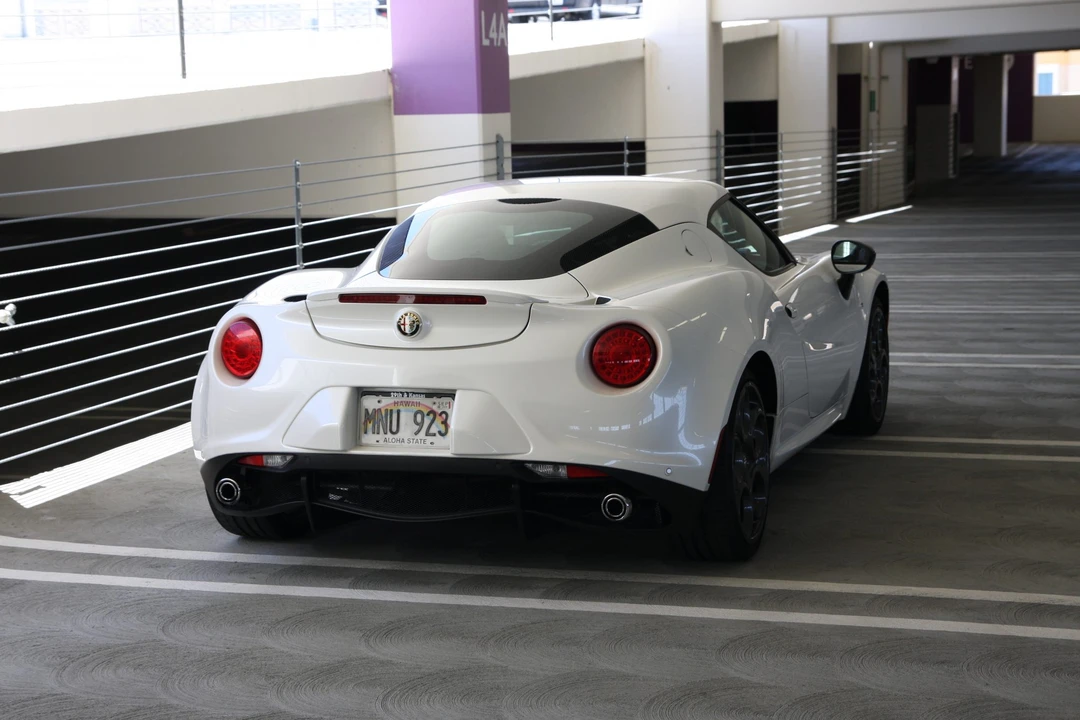 2015 Alfa Romeo 4C Coupe - Image 16 of 31