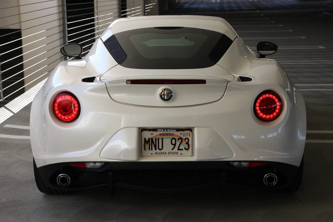2015 Alfa Romeo 4C Coupe - Image 13 of 31