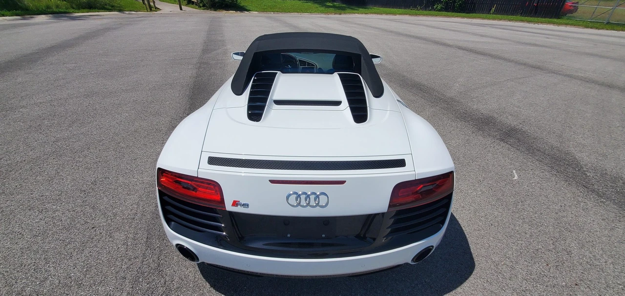 2015 Audi 42 R8 - Image 7 of 31