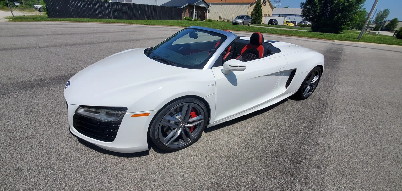2015 Audi 42 R8 - Image 15 of 31