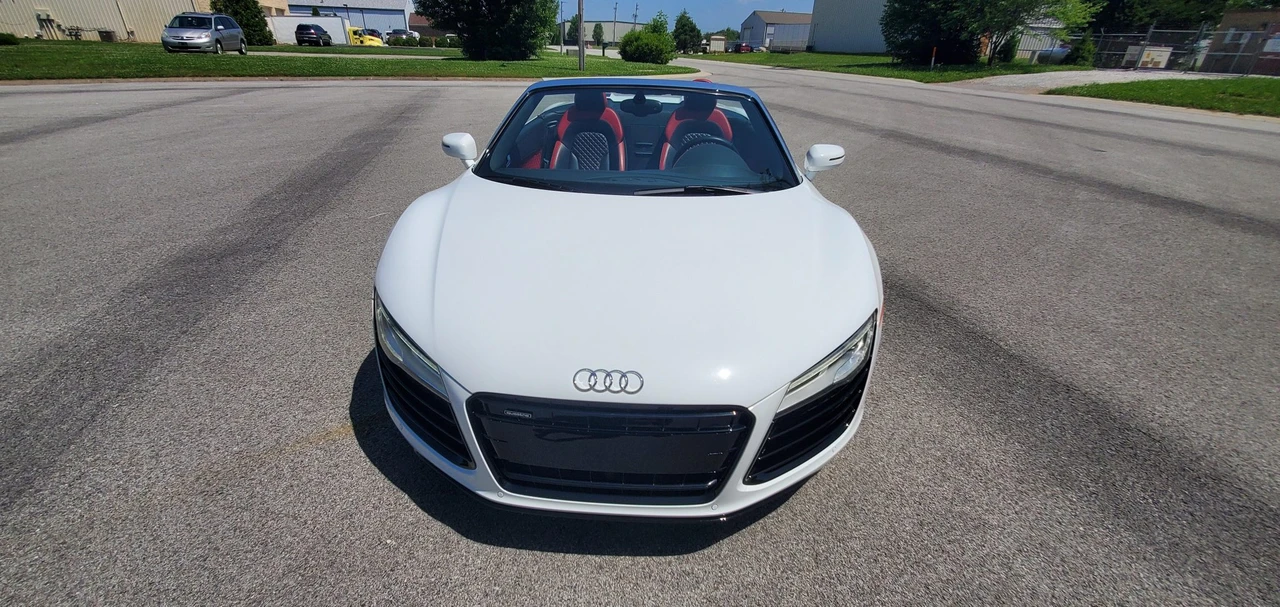 2015 Audi 42 R8 - Image 13 of 31