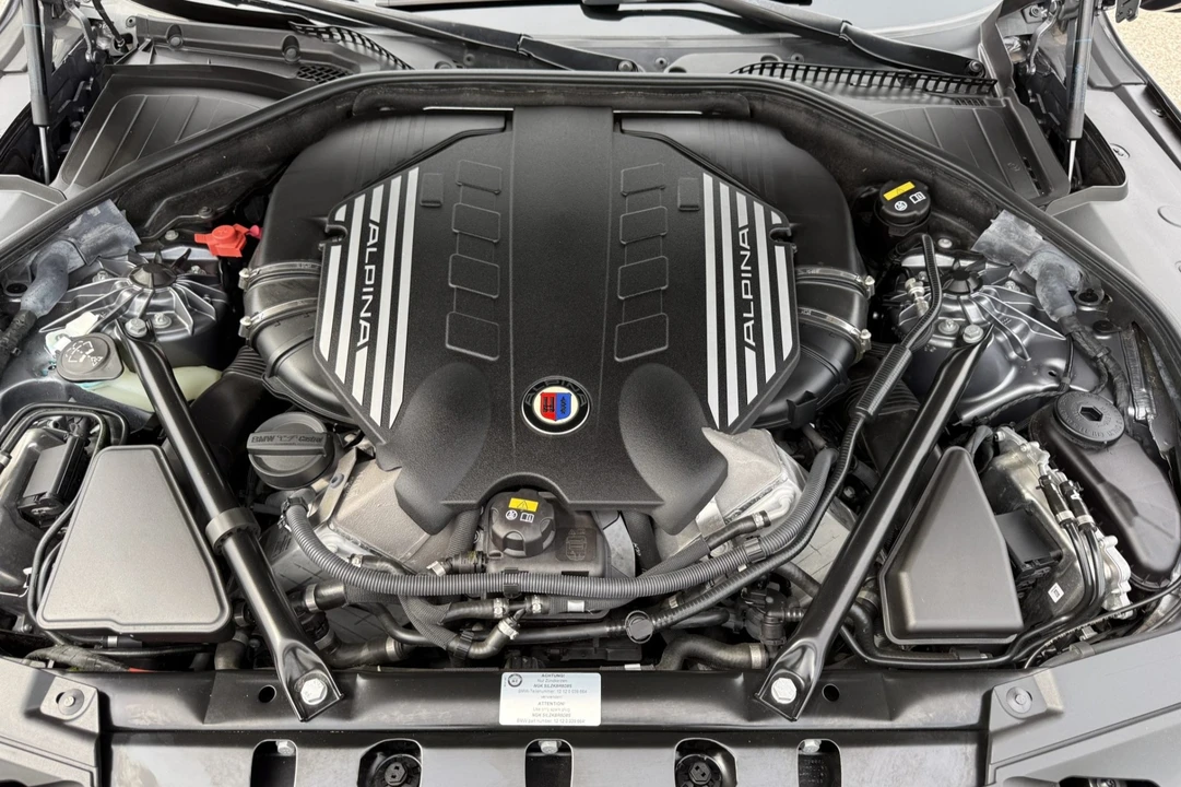 2015 BMW Alpina B7 - Image 6 of 7