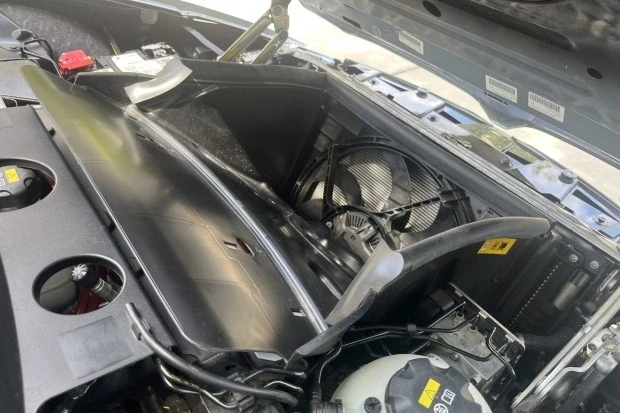 2015 BMW i8 - Image 6 of 6