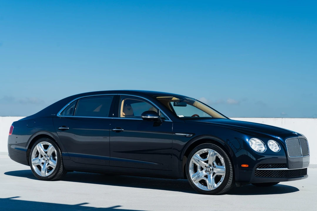 2015 Bentley Continental Flying Spur - Image 7 of 31