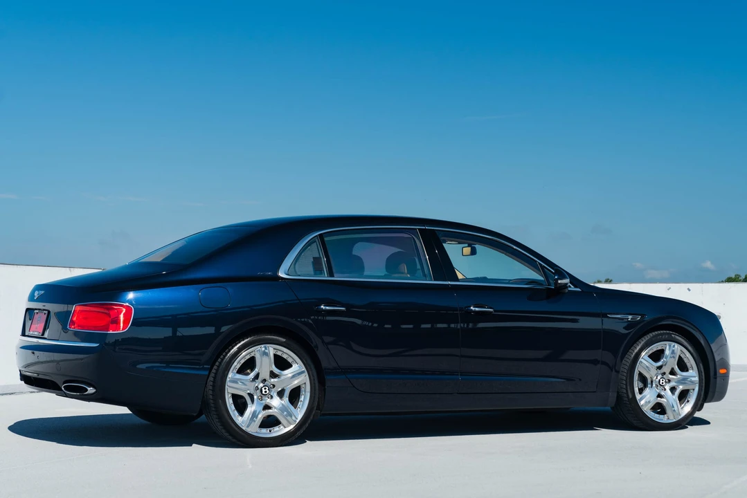 2015 Bentley Continental Flying Spur - Image 5 of 31