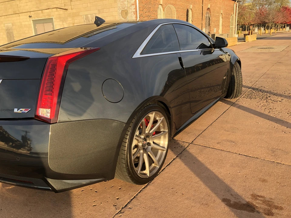 2015 Cadillac CTS-V 2nd Gen - Image 27 of 31
