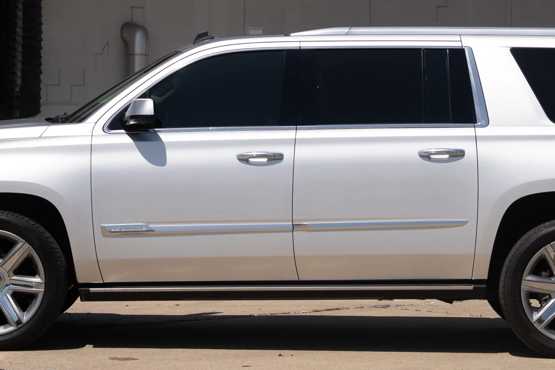 2015 Cadillac Escalade 4th Gen - Image 20 of 31