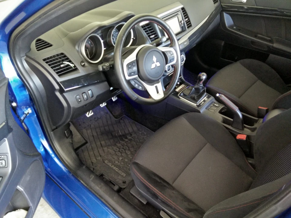 2015 Mitsubishi Lancer Evolution X 9th Gen - Image 25 of 31