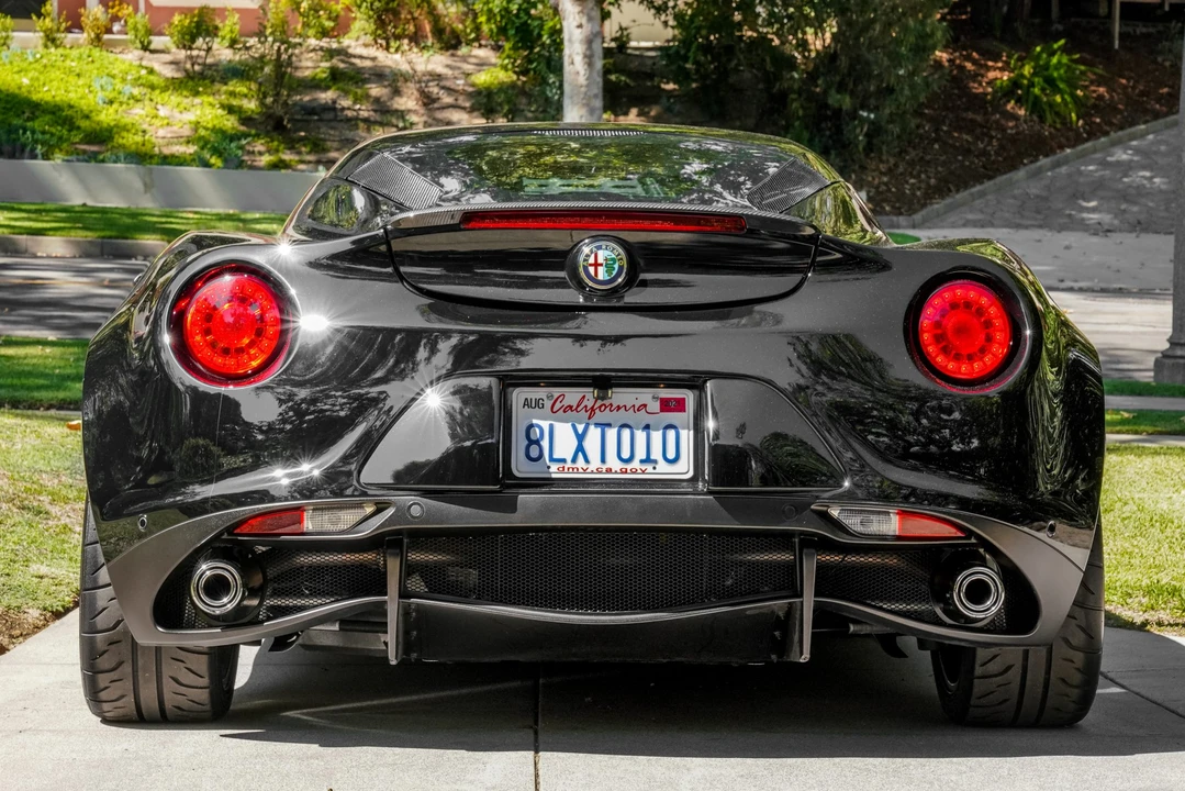 2016 Alfa Romeo 4C Coupe - Image 23 of 31