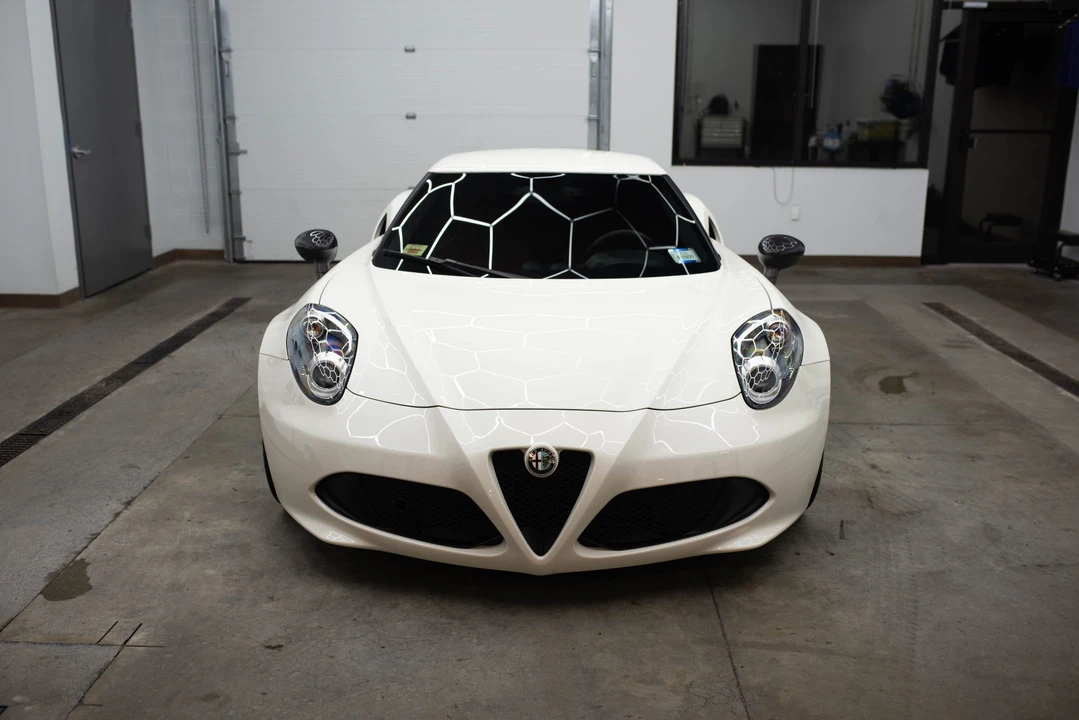 2016 Alfa Romeo 4C Coupe - Image 5 of 31