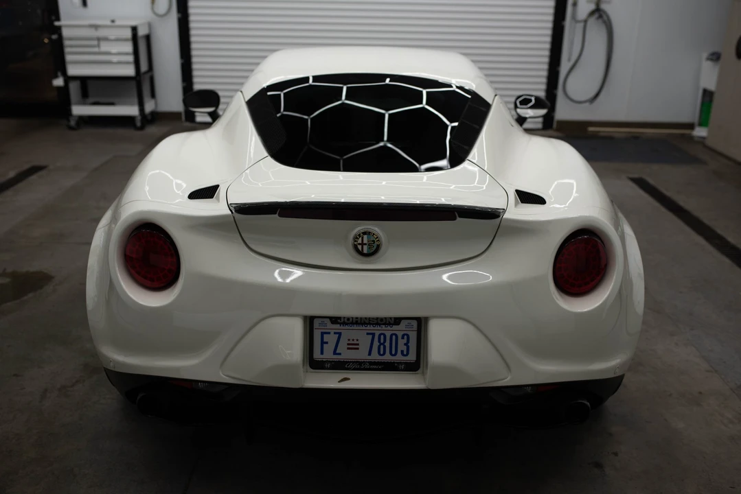 2016 Alfa Romeo 4C Coupe - Image 14 of 31