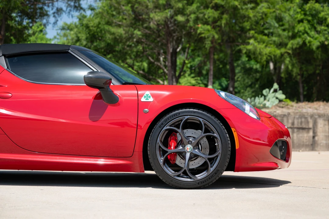 2016 Alfa Romeo 4C Spider - Image 21 of 31