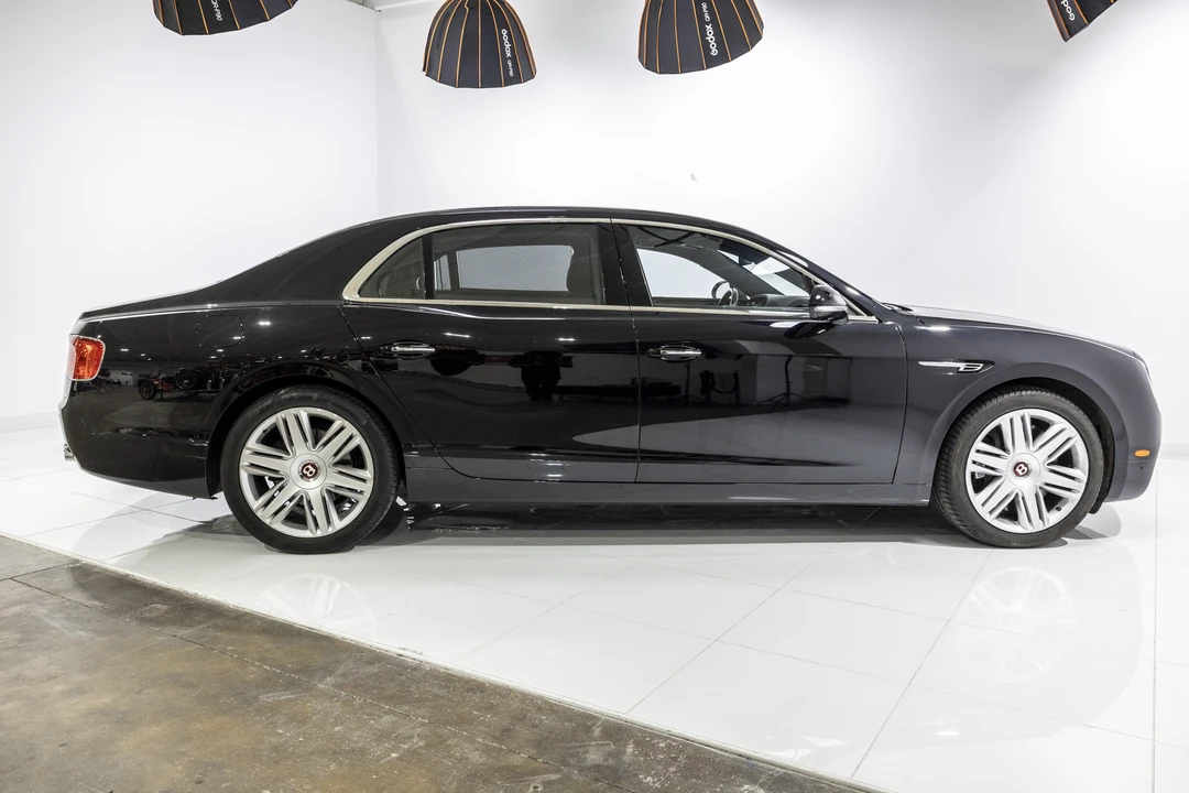 2016 Bentley Continental Flying Spur - Image 7 of 31