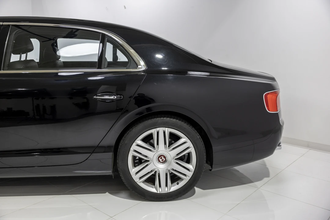2016 Bentley Continental Flying Spur - Image 25 of 31