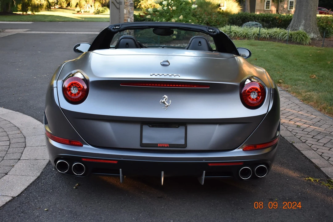 2016 Ferrari California T - Image 18 of 31