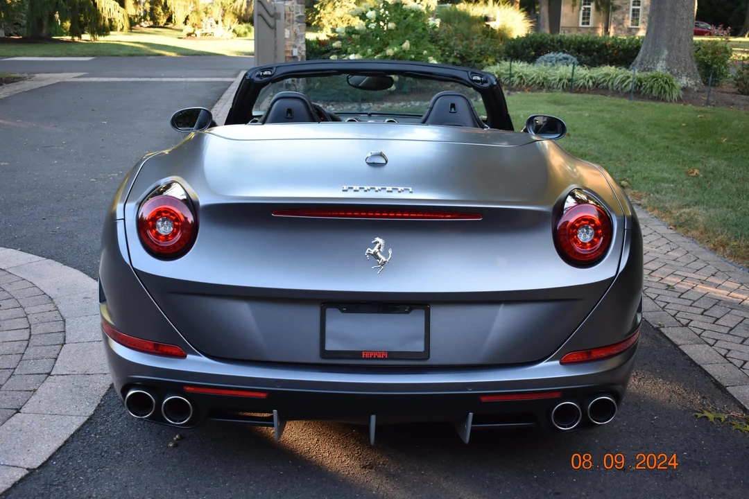 2016 Ferrari California T - Image 17 of 31