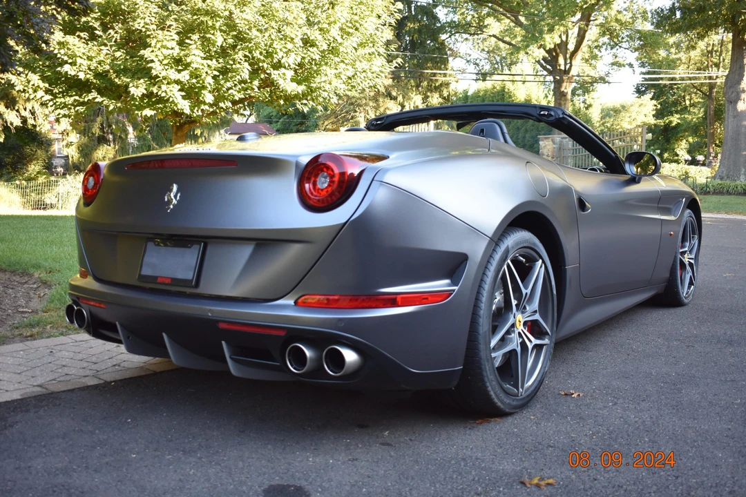 2016 Ferrari California T - Image 13 of 31