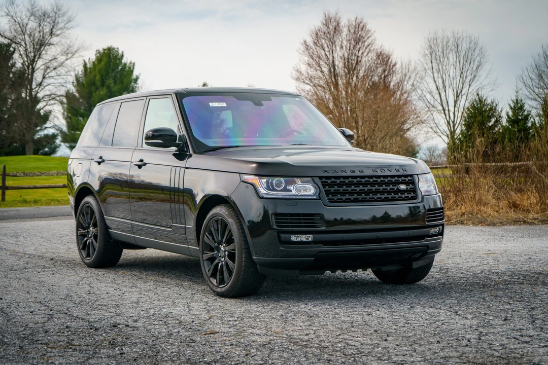 2016 Land Rover Range Rover L405 - Image 12 of 31