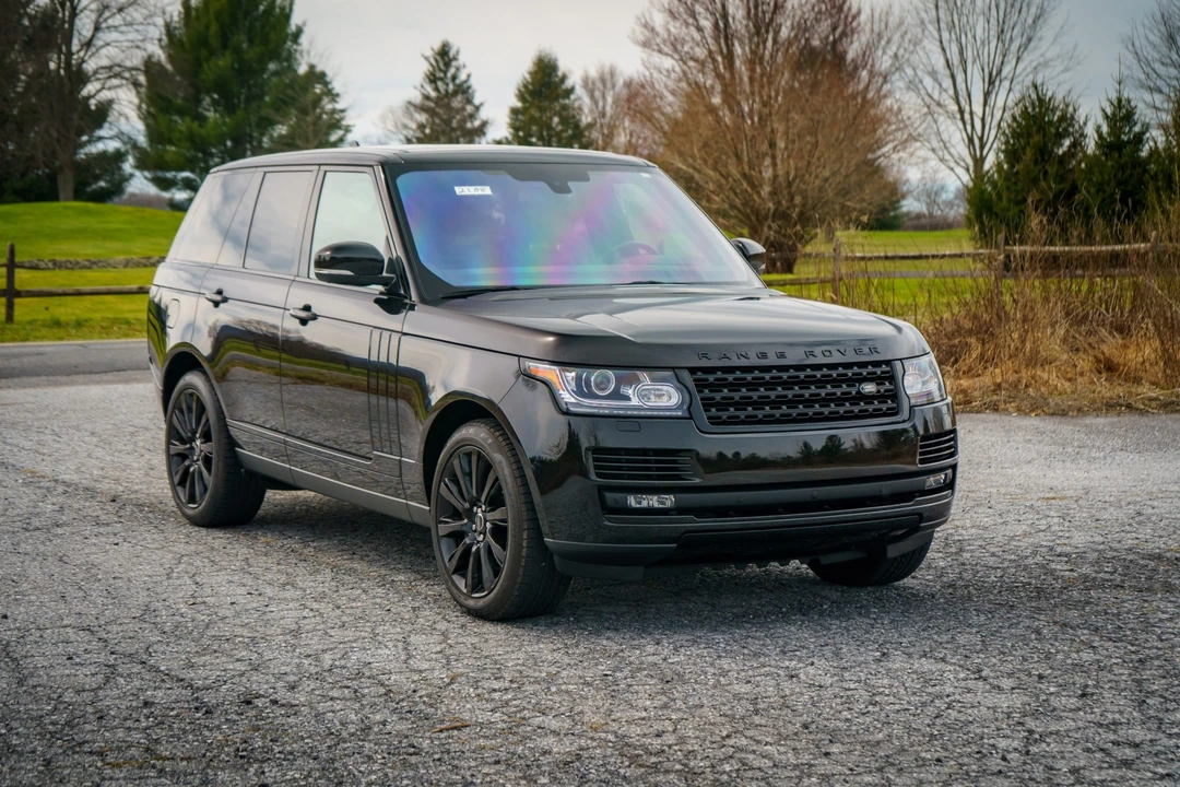 2016 Land Rover Range Rover L405 - Image 13 of 31