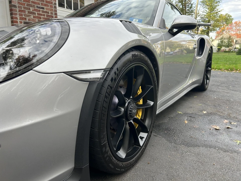 2016 Porsche 991 GT3 RS - Image 27 of 31