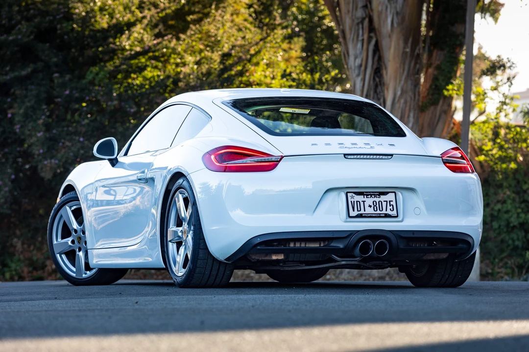 2016 Porsche 981 Cayman S - Image 24 of 31