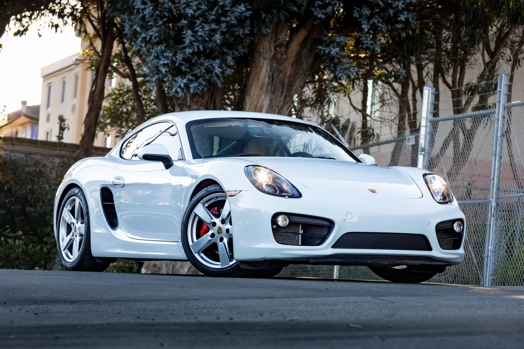 2016 Porsche 981 Cayman S - Image 9 of 31