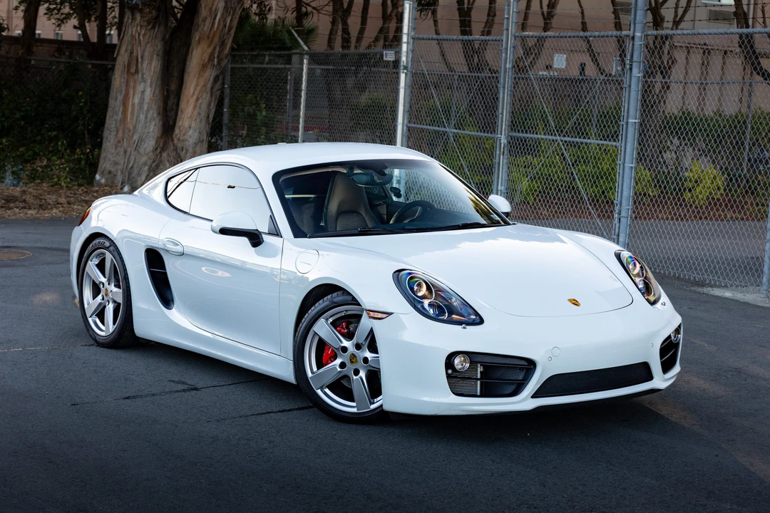 2016 Porsche 981 Cayman S - Image 11 of 31