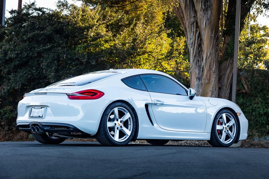 2016 Porsche 981 Cayman S - Image 14 of 31