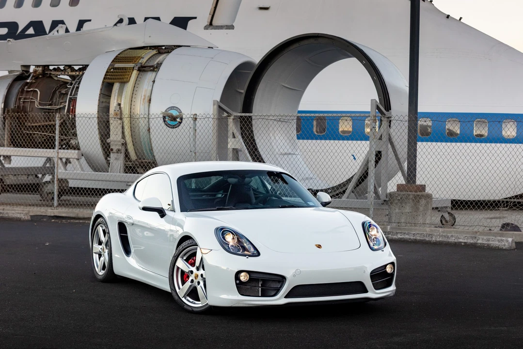 2016 Porsche 981 Cayman S - Image 7 of 31