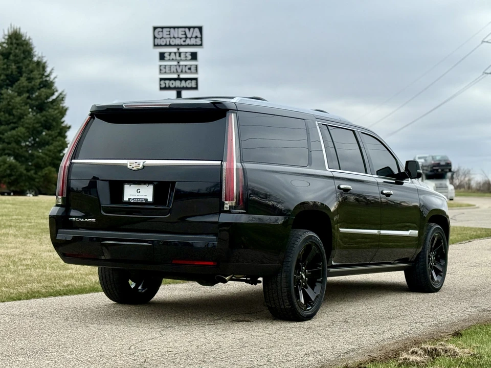 2017 Cadillac Escalade 4th Gen - Image 20 of 31
