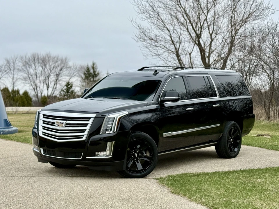 2017 Cadillac Escalade 4th Gen - Image 3 of 31