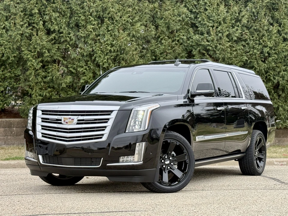 2017 Cadillac Escalade 4th Gen - Image 7 of 31