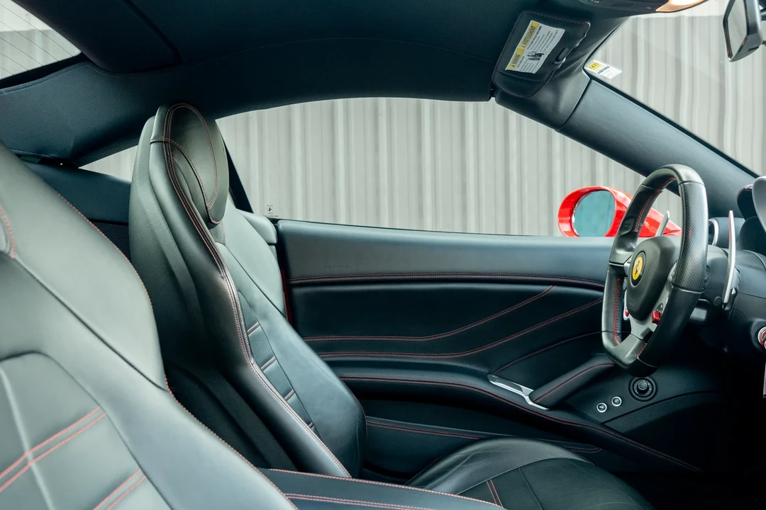 2017 Ferrari California T - Image 31 of 31