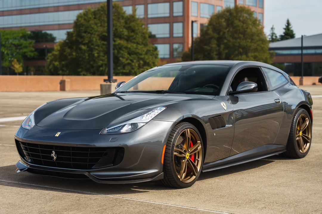 2017 Ferrari GTC4Lusso - Image 7 of 31