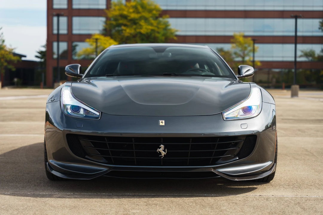 2017 Ferrari GTC4Lusso - Image 8 of 31