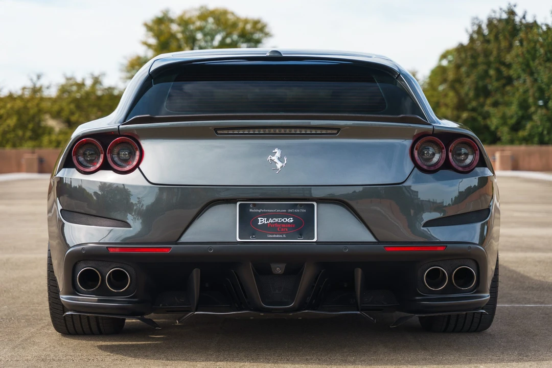 2017 Ferrari GTC4Lusso - Image 11 of 31
